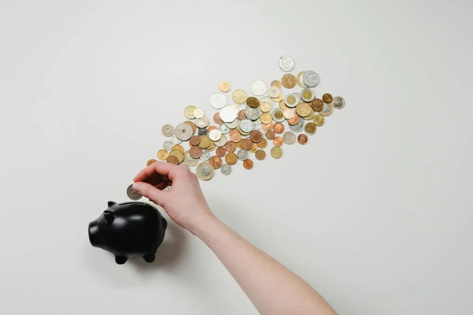 Descubra como cuidar das finanças da sua empresa com 9 dicas práticas e simples. Aprenda a organizar o fluxo de caixa, criar orçamentos e muito mais!